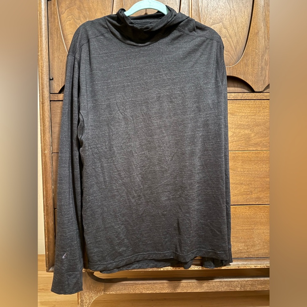 Women’s Black Ridge Merino pursuit ultralight hoodie